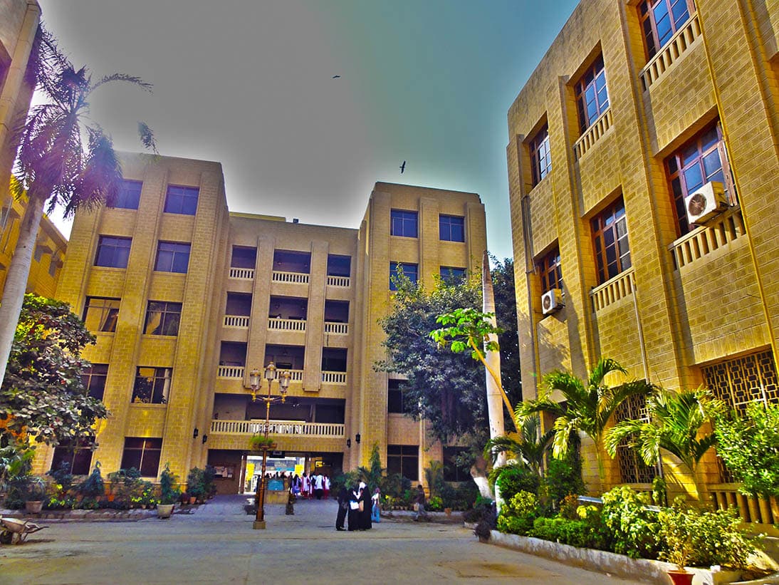 Sindh opened MBBS and BDS admissions for 2026-27. The last date is 26 October.